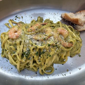 Babbo Mio - Spaghetti with shrimp in a pistachio pesto sauce - Italian Near Me - Nice, 06