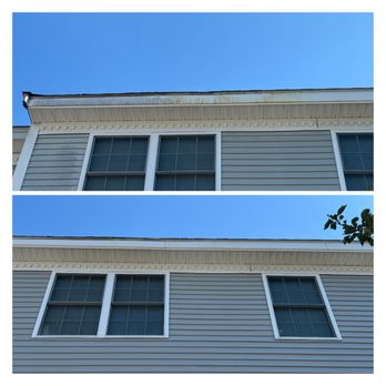 HiCleaners - Exterior house washing in Cambridge, MA. See our videos here: https://www.youtube.com/channel/UCQWjLSnAgXWVgSSc9nmHvgQ - Window Washing Near Me