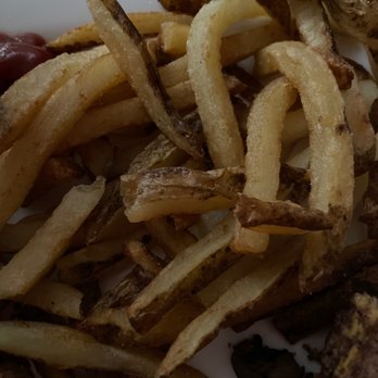 Five Guys - Undercooked Large Fries; lots of end pieces - Fast Food Near Me - Macon, Georgia Five Guys - Undercooked Large Fries; lots of end pieces - Fast Food Near Me - Macon, Georgia