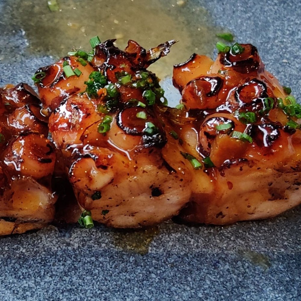 Makoto - Robata octopus, tender with teriyaki finish - Japanese Near Me - Ciudad de Mexico, DIF Makoto - Robata octopus, tender with teriyaki finish - Japanese Near Me - Ciudad de Mexico, DIF