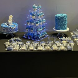 Billion's Palace - Sweets and cake table