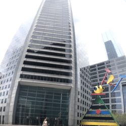 Astroville Tours - Downtown Houston's JP Morgan Chase Bank. Got a pic showing all 1,002 ft. of the largest building in Texas... Thanks to tour guide Vanessa