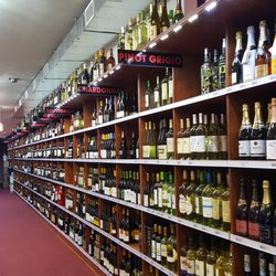 Syosset Liquor Mart