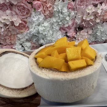 Babatang Robson - Mango Coconut pudding - Desserts Near Me - Vancouver, British Columbia