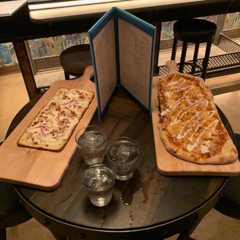 Electric Shuffle - Gluten free cauliflower pizza and their regular, both delicious! - Bars Near Me - Dallas, Texas