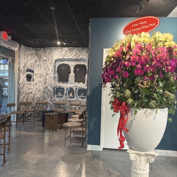 Astra Bean - elegant and lovely place to talk!! - Coffee & Tea Near Me - Westminster, California
