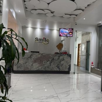 Smile Tijuana Dentist - Receptionist - General Dentistry Near Me - Tijuana, BCN Smile Tijuana Dentist - Receptionist - General Dentistry Near Me - Tijuana, BCN