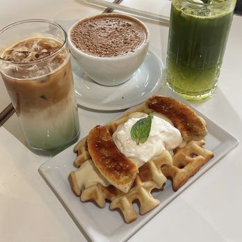 Hood Famous - Cafes Near Me - Seattle, Washington Hood Famous - Cafes Near Me - Seattle, Washington