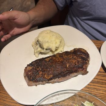 Outback Steakhouse - Steakhouses Near Me - Orlando, Florida Outback Steakhouse - Steakhouses Near Me - Orlando, Florida