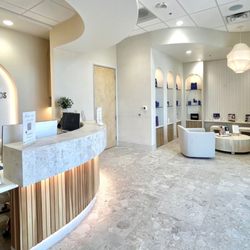 Noor Aesthetics and Wellness Spa - Welcome to Noor Aesthetics: Relax in Our Elegant Waiting Room