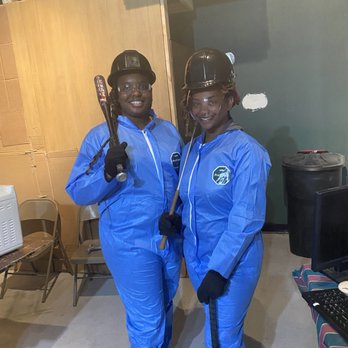 Bev's Rage Room - Nothing like getting rid of negative energy on your Birthday and having fun! - Team Building Activities Near Me - Dothan, Alabama