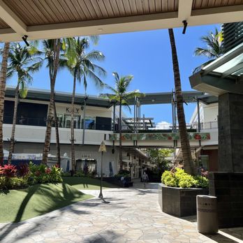 Ala Moana Center - Shopping Centers Near Me - Honolulu, Hawaii