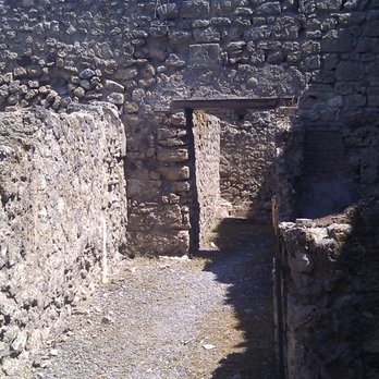 Pompeii Ruins - Landmarks & Historical Buildings Near Me - Pompei, NA Pompeii Ruins - Landmarks & Historical Buildings Near Me - Pompei, NA
