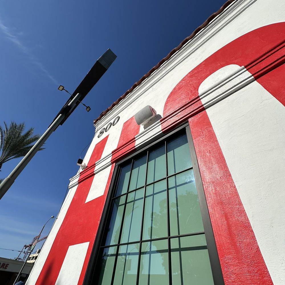 Howlin' Ray's - Exterior Building - Southern Near Me - Pasadena, California