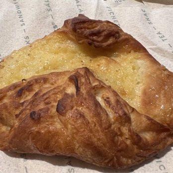 Starbucks - Vanilla Bean Danish - Coffee & Tea Near Me - Columbus, Ohio