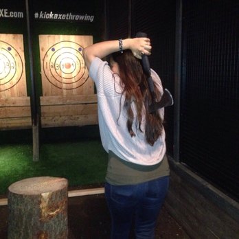 Kick Axe Throwing - Bars Near Me - Brooklyn, New York