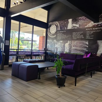 Acai Republic - Lounge like area - Acai Bowls Near Me - Fullerton, California
