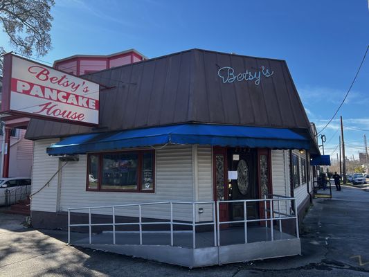 Betsy's Pancake House by null
