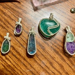 Hidden Gem SRQ Crystals - New this week...