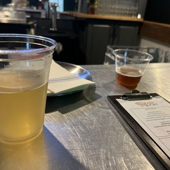 Ready Room By Hook Point Brewing - Craft beer - Brewpubs Near Me - Memphis, Tennessee Ready Room By Hook Point Brewing - Craft beer - Brewpubs Near Me - Memphis, Tennessee