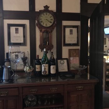 Benbow Inn Restaurant - Diners Near Me - Garberville, California
