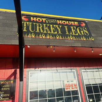 Hot Fish House - Southern Near Me - Lakewood, Washington