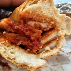 Giovanni's Roast Beef & Pizza - Big Sandwich !