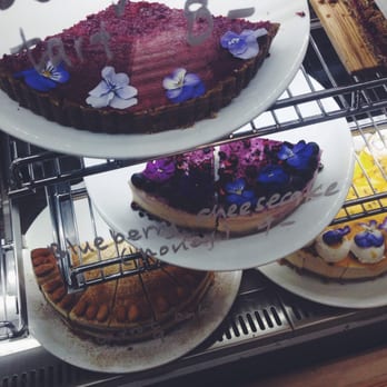 Little Bird Unbakery - Coffee & Tea Near Me - Auckland, AUK