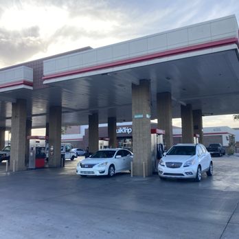 QuikTrip - Gas Stations Near Me - Phoenix, Arizona QuikTrip - Gas Stations Near Me - Phoenix, Arizona