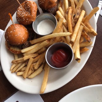 Harry & Izzy's - Steak sliders - Steakhouses Near Me - Indianapolis, Indiana