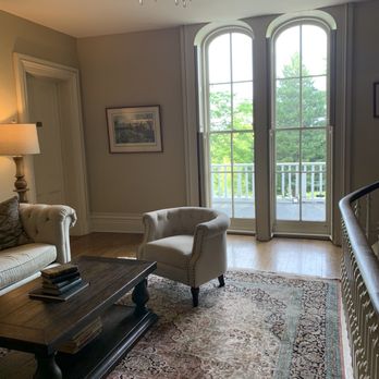 Mayhurst Estate - Upstairs - Hotels Near Me - Orange, Virginia