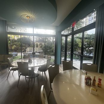 M.A.C. 24/7 - Dining area for buffet - American Near Me - Honolulu, Hawaii