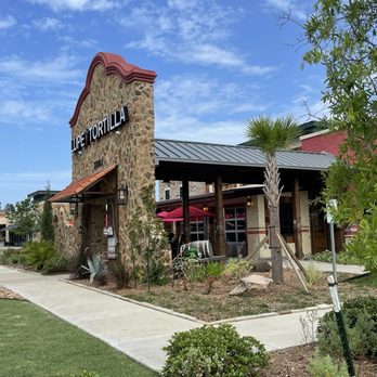 Lupe Tortilla Mexican Restaurant - Exterior - Tex-Mex Near Me - Kingwood, Texas Lupe Tortilla Mexican Restaurant - Exterior - Tex-Mex Near Me - Kingwood, Texas