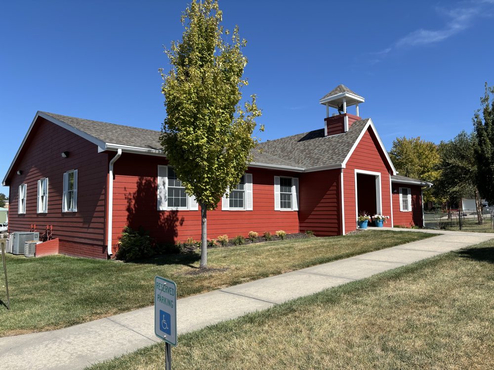 Little Red School House - childcare center in Gretna, NE