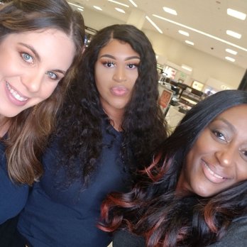 Macy's - Macy's Oakbrook Estee Lauder Dramatize Your Eyes Event With The Glam Team.. Tamia & Kayla - Department Stores Near Me - Oak Brook, Illinois