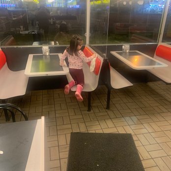 Waffle House - Little helper - Breakfast & Brunch Near Me - Smyrna, Tennessee Waffle House - Little helper - Breakfast & Brunch Near Me - Smyrna, Tennessee