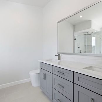 LeylaRemodeling - New main bathroom - General Contractors Near Me
