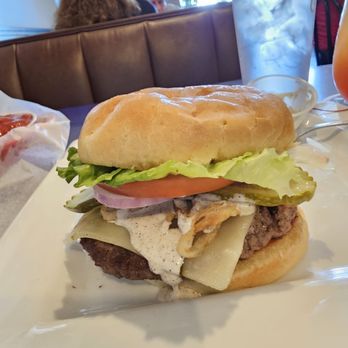 BaCalls Cafe - Southwest burger. - New American Near Me - Cincinnati, Ohio