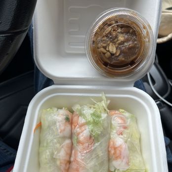 Pho Amor - Spring Rolls (Goi Cuon) - Noodles Near Me - Norco, California Pho Amor - Spring Rolls (Goi Cuon) - Noodles Near Me - Norco, California