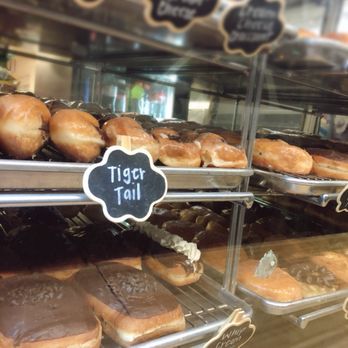 Manna Donuts - Donuts Near Me - Chino, California Manna Donuts - Donuts Near Me - Chino, California