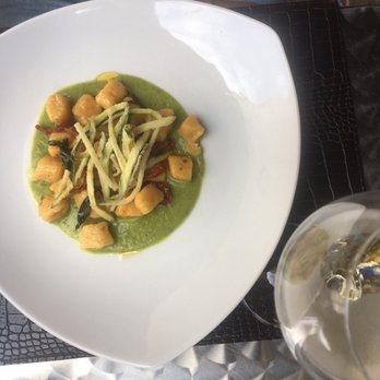 Da Mario alla Fava - House potatoes with gnocchi sauce and dried tomotoes. - Vegan Near Me - Venezia, VE