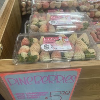 Trader Joe's - Strawberries, that taste like pineapple. - Grocery Near Me - Orange, California Trader Joe's - Strawberries, that taste like pineapple. - Grocery Near Me - Orange, California