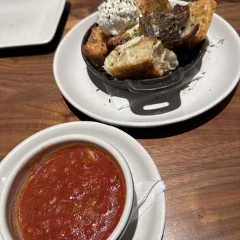 North Italia - White Truffle Garlic Bread with Side of marinera - Italian Near Me - Miami, Florida