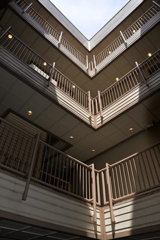 GILLESPIE MANAGEMENT Updated June 2024 709 W Green St, Urbana