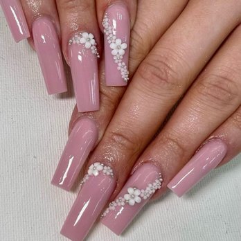 Azalea Nails - Eyelash Service Near Me - Delta, British Columbia