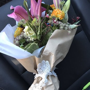 Wildflower Floral - Can't get over how great these look. My wife was a happy camper when I brought home this arrangement. Lily's are her favorite. - Florists Near Me - Boise, Idaho Wildflower Floral - Can't get over how great these look. My wife was a happy camper when I brought home this arrangement. Lily's are her favorite. - Florists Near Me - Boise, Idaho