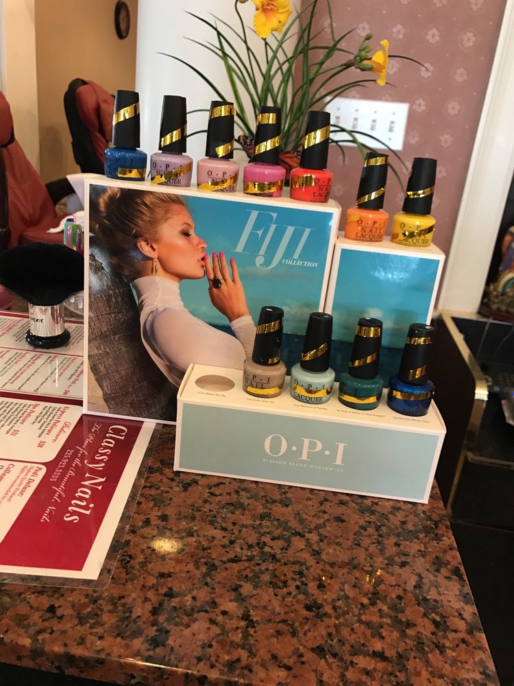 CLASSY NAILSCORPORATE BLVD Updated October 2024 71 Photos & 25