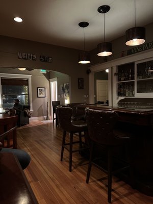 Cana Wine Bar by null
