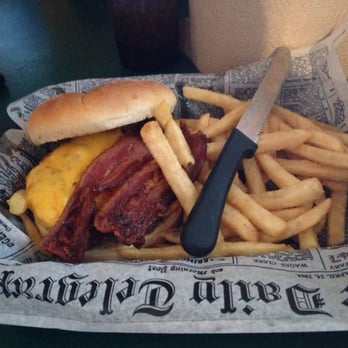 The Gust Hauf - Bacon cheeseburger from The Gust Hauf!!!! - Pizza Near Me - Glendive, Montana