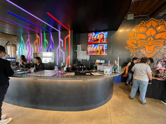 Raíces Brewing Company by null
